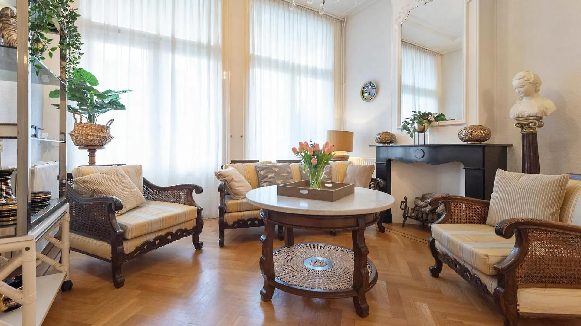 Villa Charming And Historic Veranda Home Zandvoort