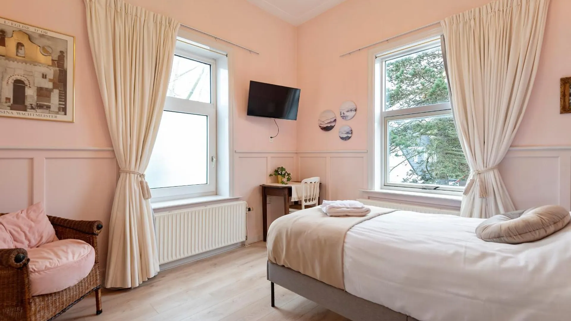 Charming And Historic Veranda Home Zandvoort Netherlands